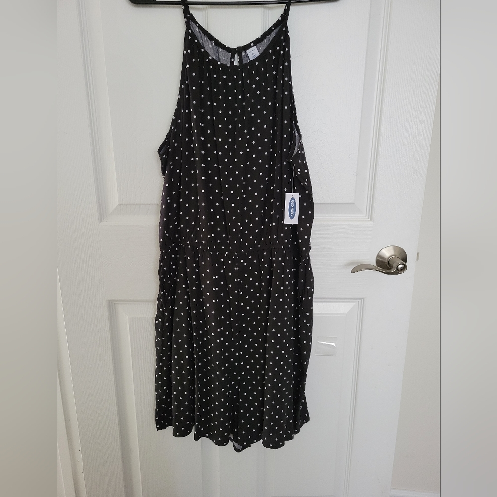 NWT Old Navy Romper black and white polka dot halter neck women’s XL